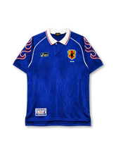 화염 그래픽이 특징인 일본 1998 월드컵 홈 유니폼